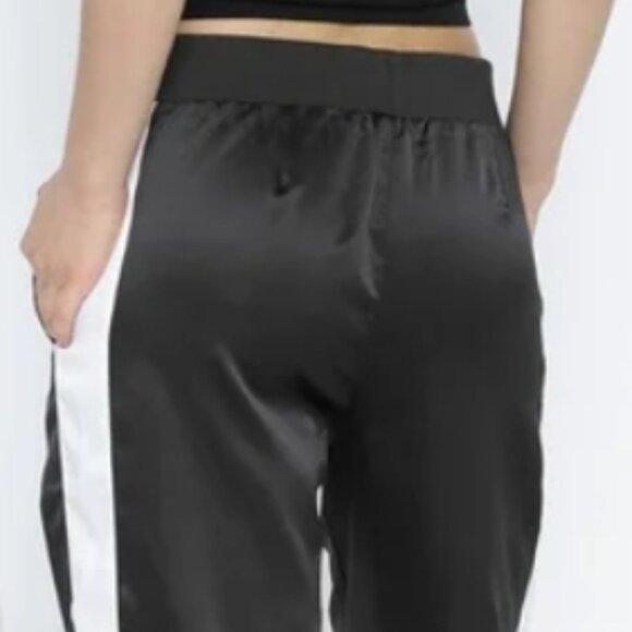 PUMA Women's Premium Archive T7 Pants - Size S - NWT - Picture 3 of 6
